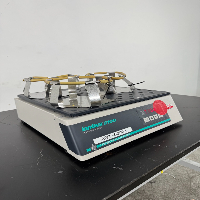 New Brunswick Innova 2100 Platform Shaker image 0